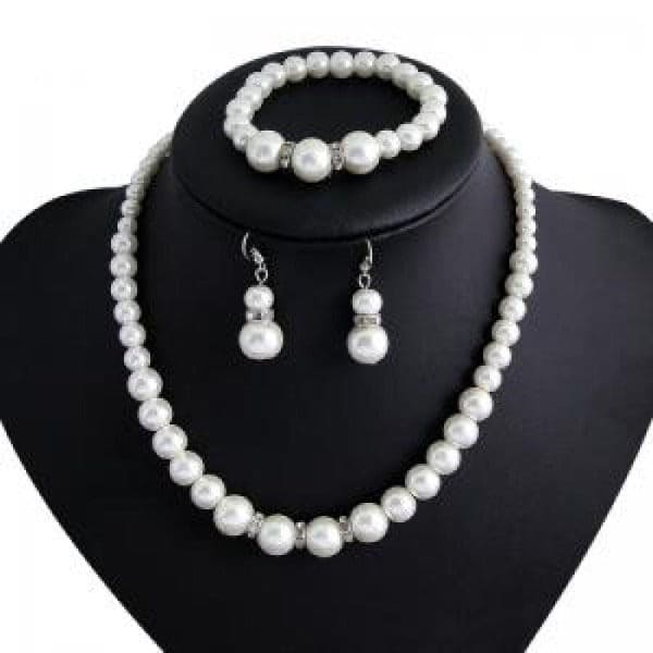 wild imitation pearl Jewelry Set Media