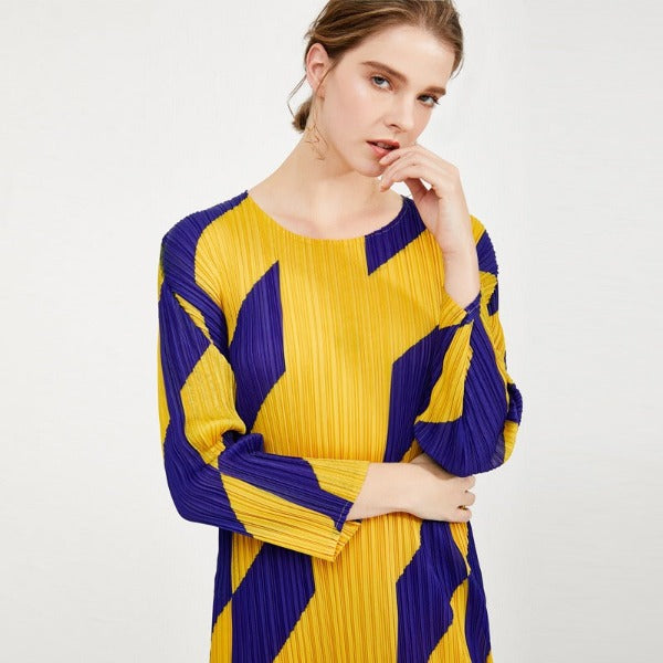 Round Collar Long Sleeve Contrast Color Loose Waist Pleated Dress 